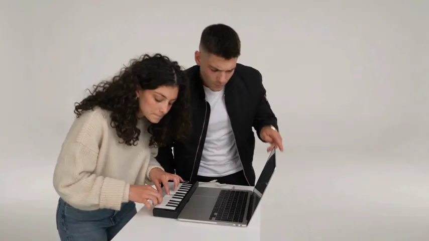 Alors On Danse template